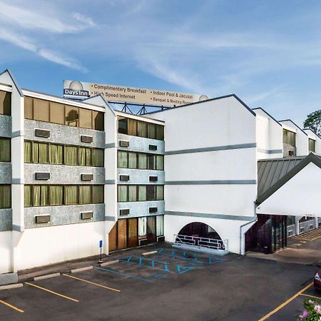 Days Inn By Wyndham Scranton Pa Dickson City Exterior foto